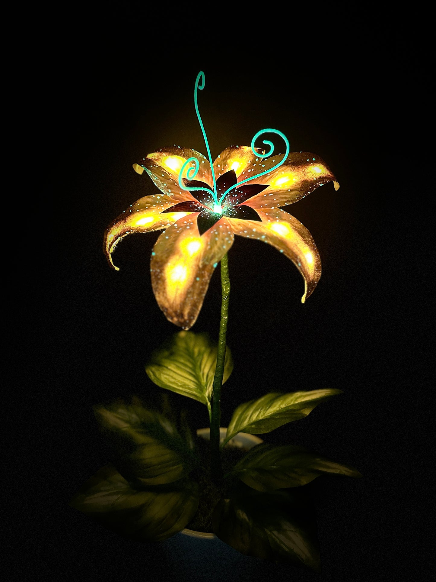 Glowing Golden Flower